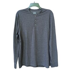 Men's Medium Long Sleeve Henley.